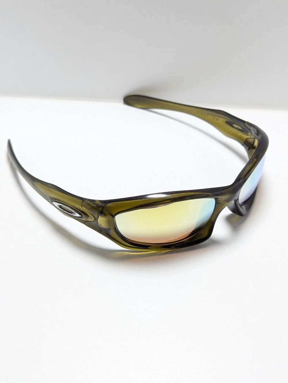 Oakley Monster Dog Gold Lenses Translucent Olive Green Wrap Men’s Sunglasses